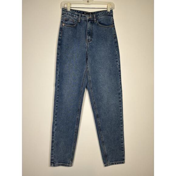 PRETTY LITTLE THING Denim Mom Jeans Medium Dark Wash Retro 90s Y2K Preppy Size 2 - Picture 1 of 9